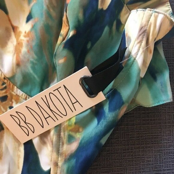 BB Dakota Mint Julip Cropped Bustier - NWT - Picture 6 of 7